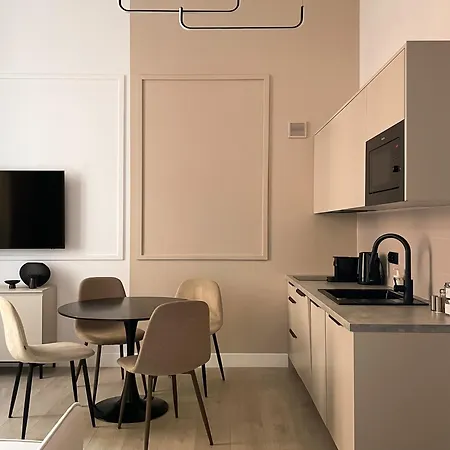 Visiting - Leszczynskiego Wrocław